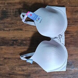 NWT Hanes Taupe Dreamwire Cushioned Underwire Bra Size XL